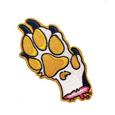 De leuke Kartonhond Geborduurd Paw Iron On Clothing Patch 100% volgt PMS-Kleuren