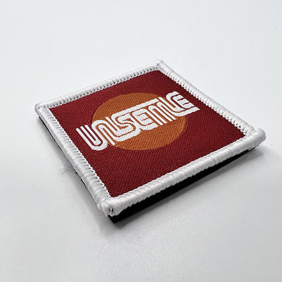 Douane Merknaam Geweven Logo Patch Stitched Name Patches met Merrow-Grens