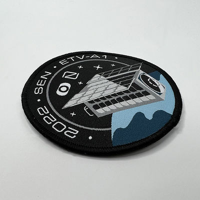 De Laserbesnoeiing van Eco Vriendschappelijke Aangepaste Geweven Logo Patch Sew On Fabric