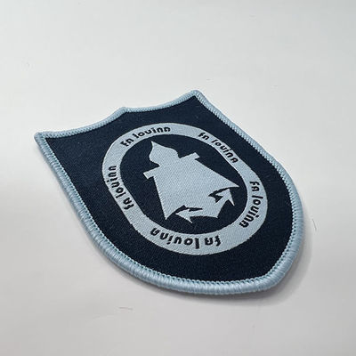 Ijzer op Geweven Logo Patches Laser Cut Eco Vriendschappelijk voor Eenvormige Zakbagage
